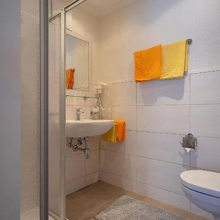 Leopoldine לאנגנפלד