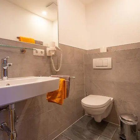 Leopoldine לינה וארוחת בוקר