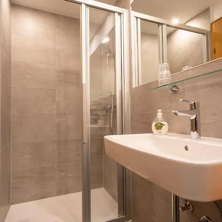 Bed & Breakfast Leopoldine Langenfeld