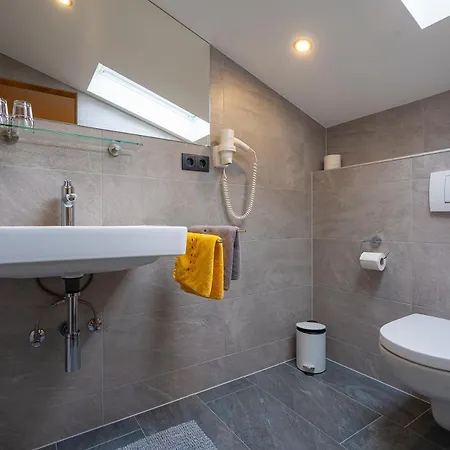 Bed & Breakfast Leopoldine 3*